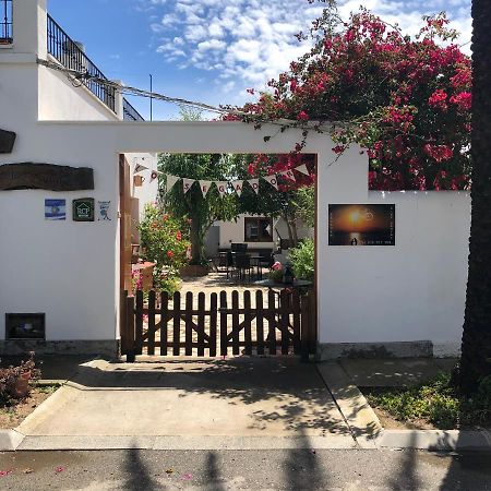 Lo Segador Guest House Ел Побленоу дел Делта Екстериор снимка