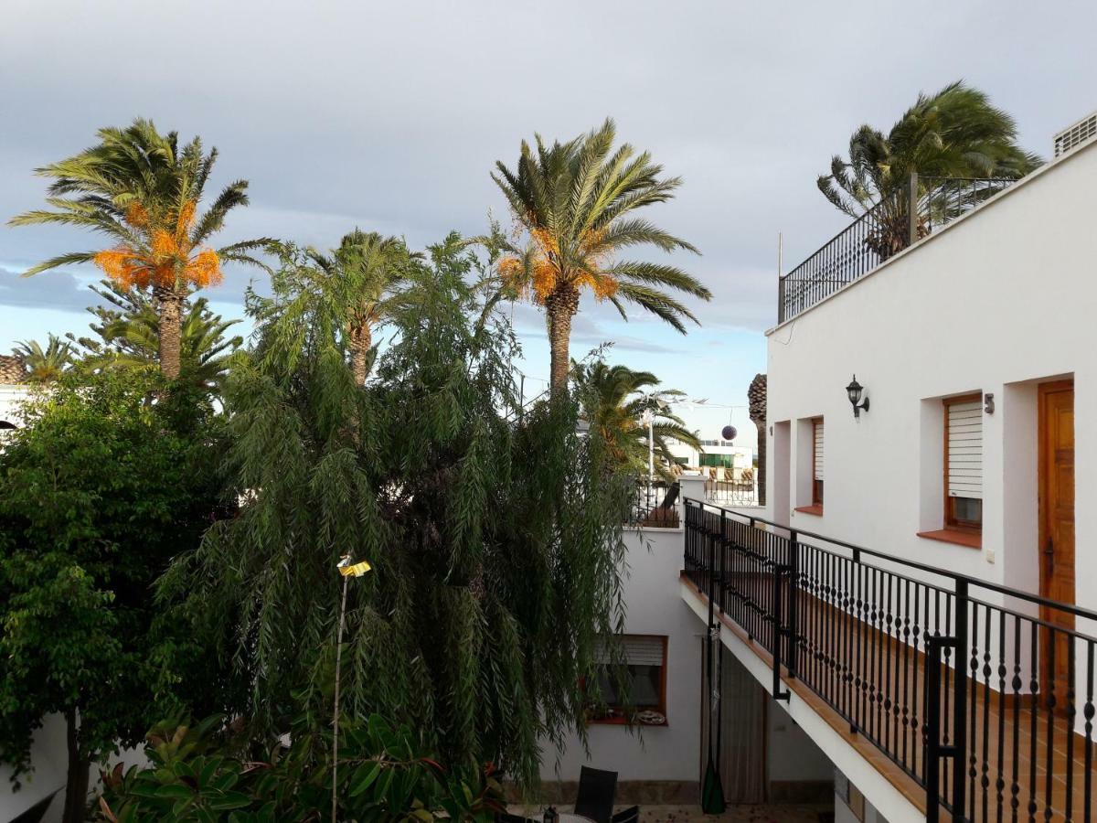 Lo Segador Guest House Ел Побленоу дел Делта Екстериор снимка